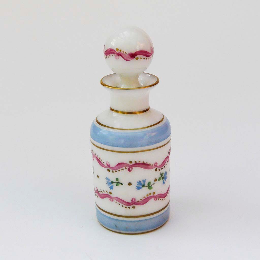 Bottle with floral decoration and antique gold edging