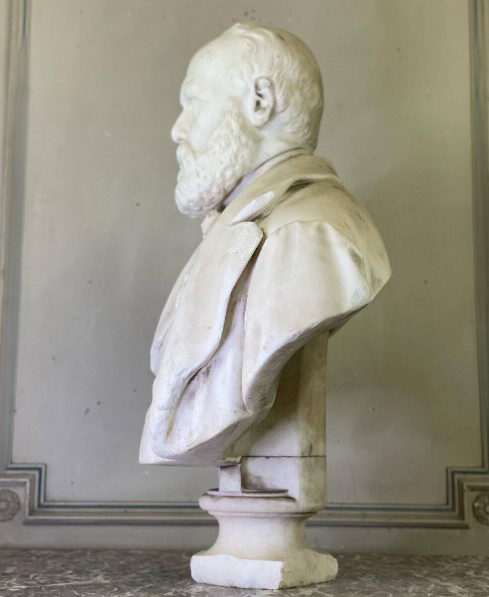 Buste en marbre de Carrare signé et daté Argenti Giosue 1886