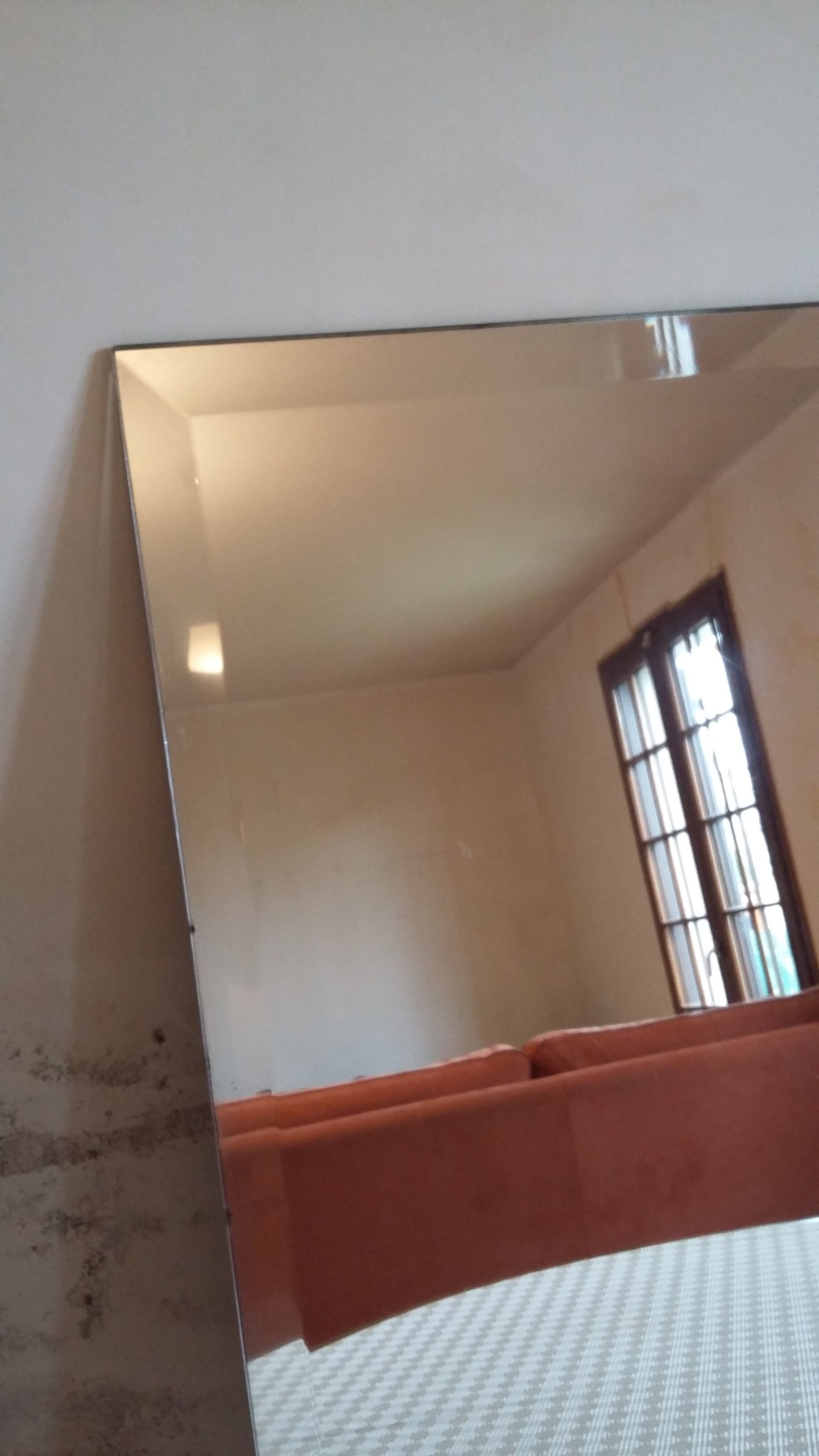 Mirror with vintage bevelled edges 99x71cm