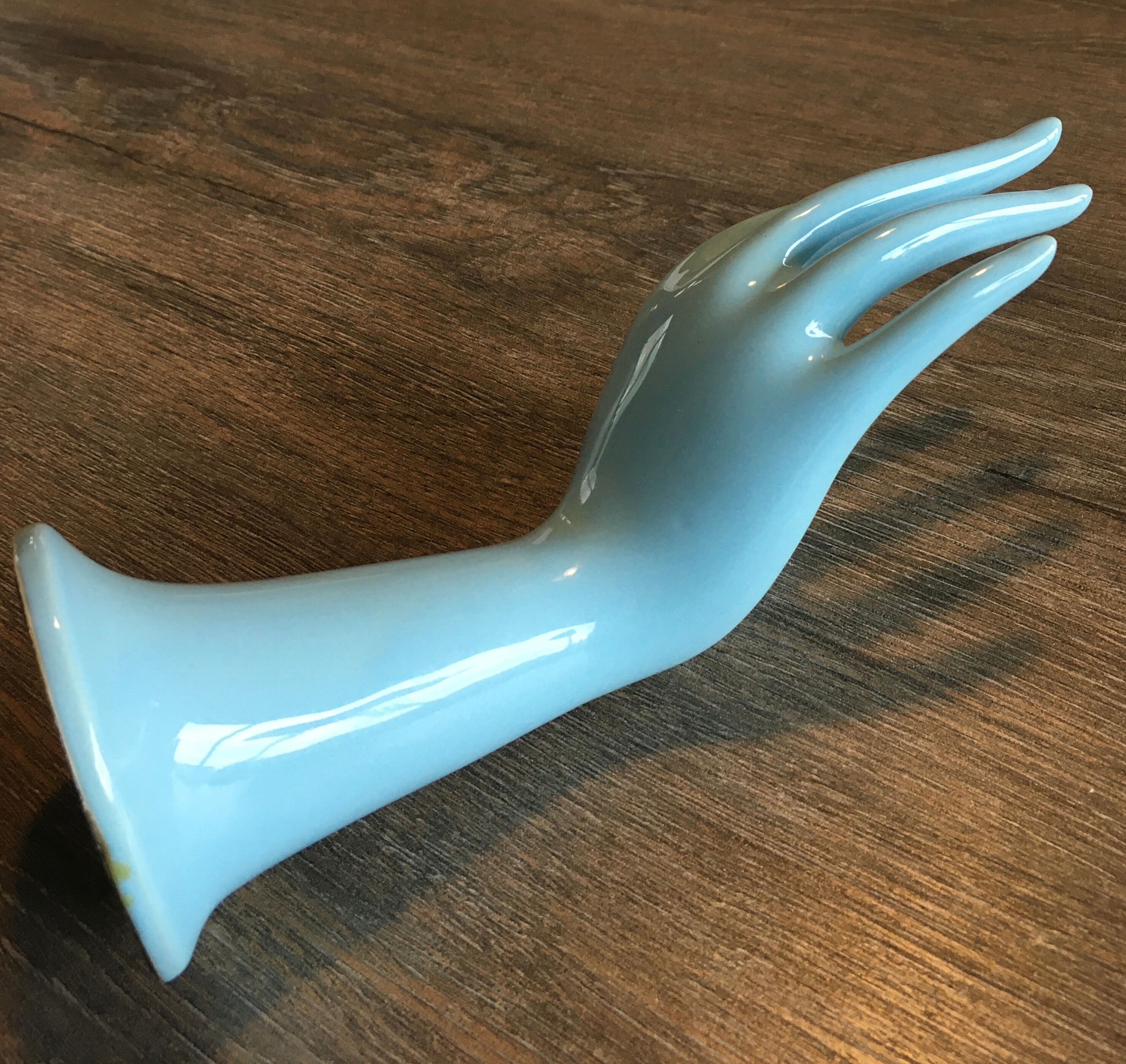 Hand baguier soliflore