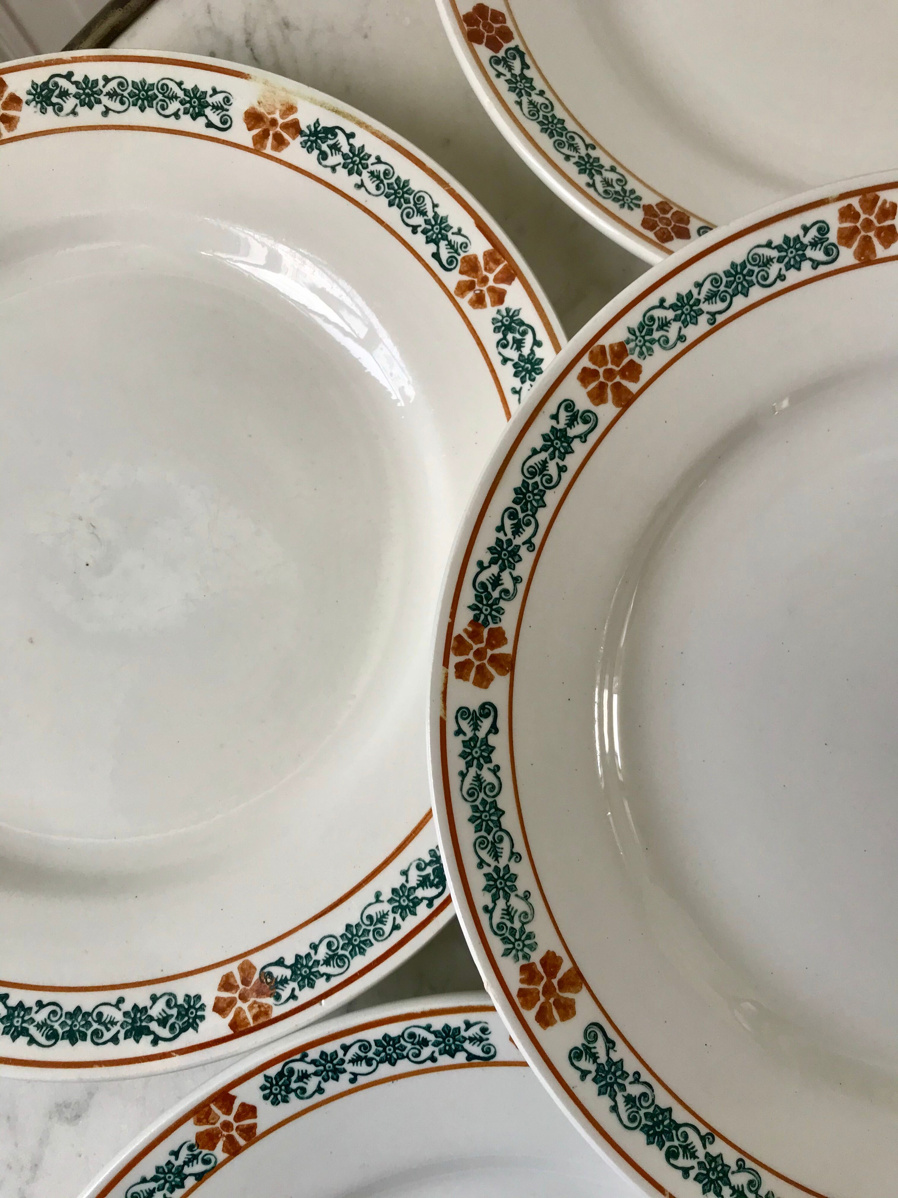 set of 6 flat plates Terre de Fer St Amand model "Molière" XXth