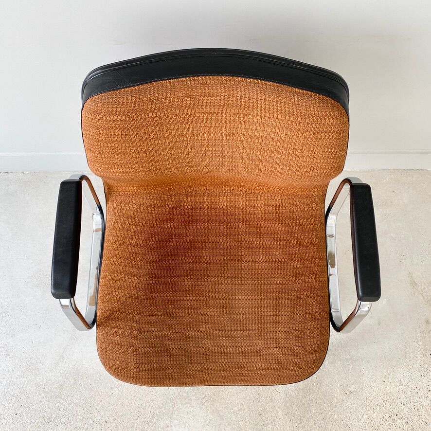 Vintage office armchairs 70