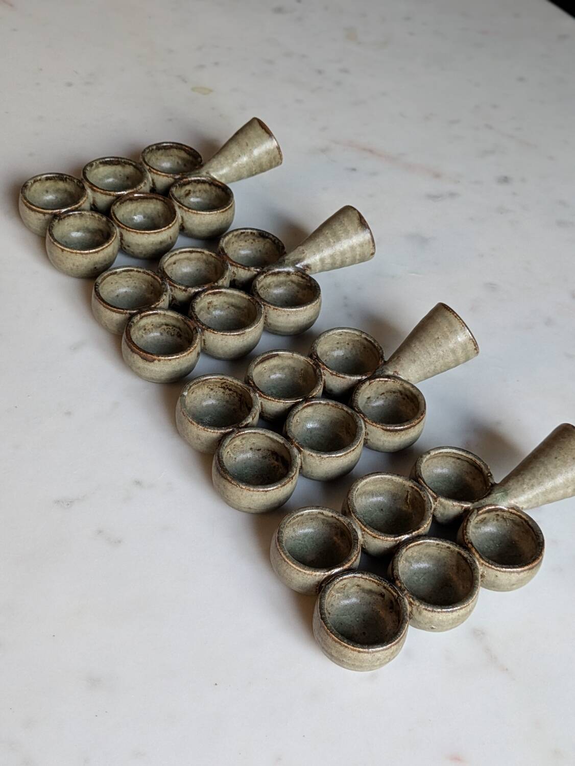 Buralist earthenware cauldrons.