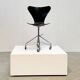 Chaise de bureau Early 3217 par Arne Jacobsen