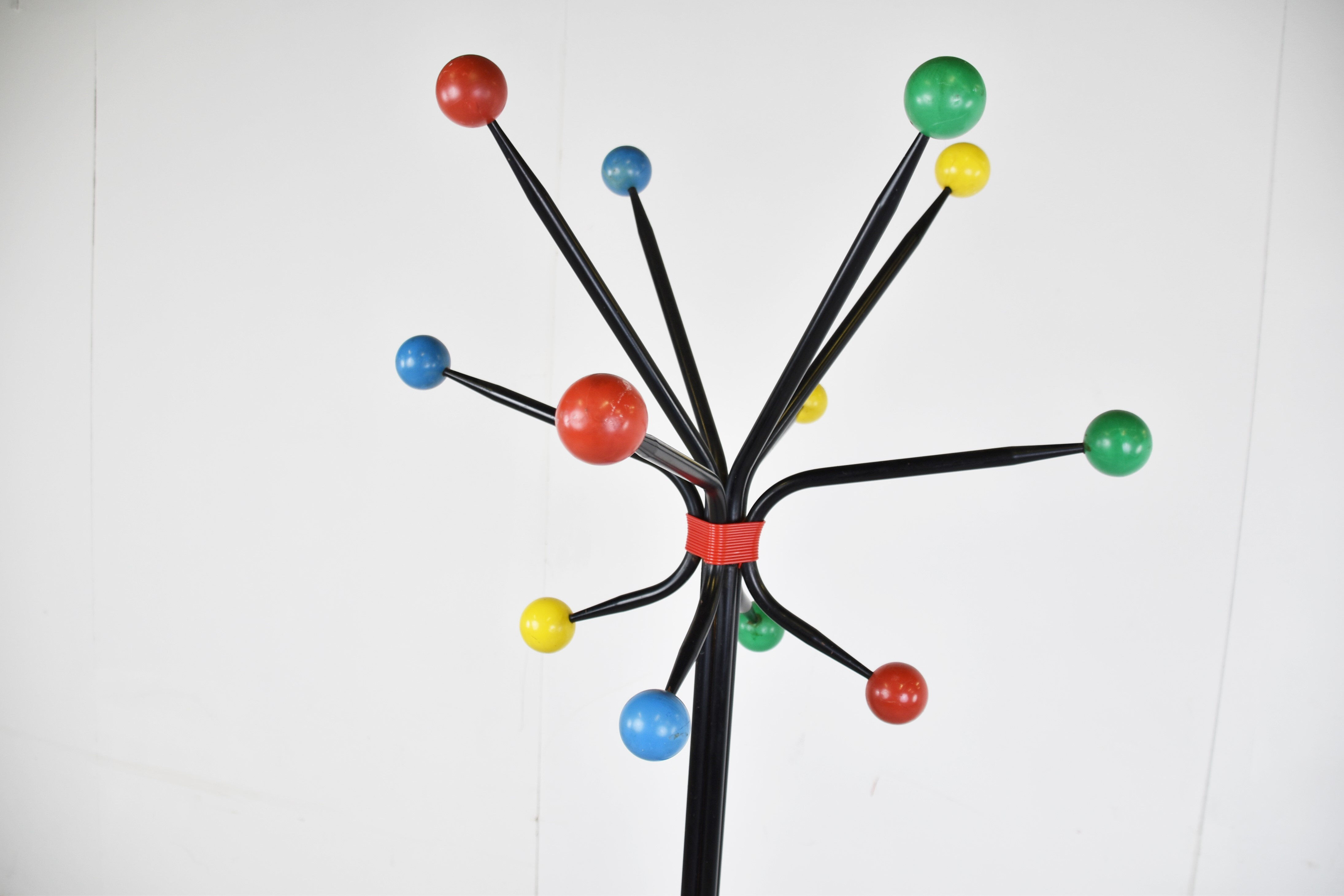 Porte-manteau atomique des années 50, milieu du siècle.