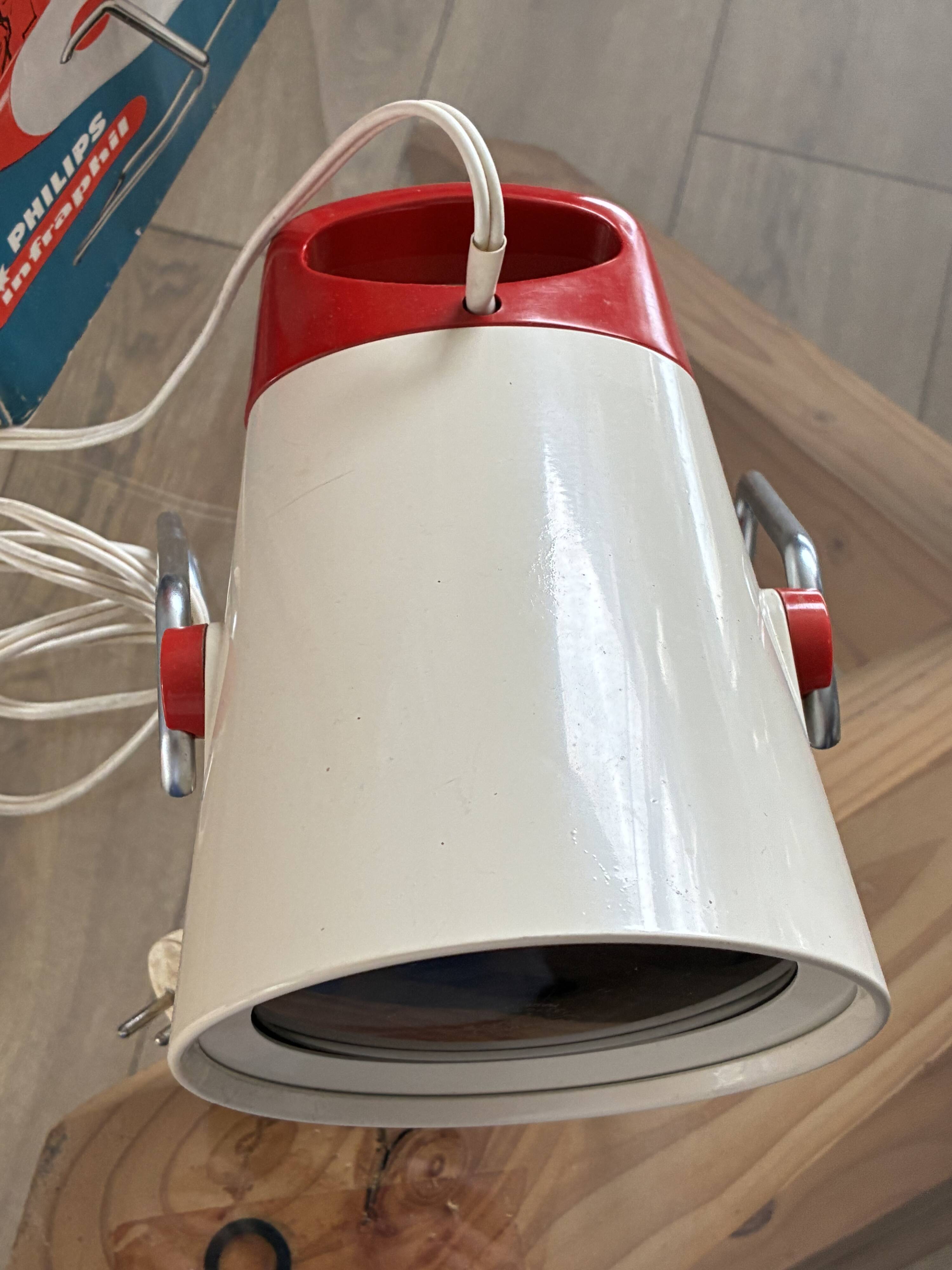 Philips Infraphil KL 7500 infrared lamp with original box.