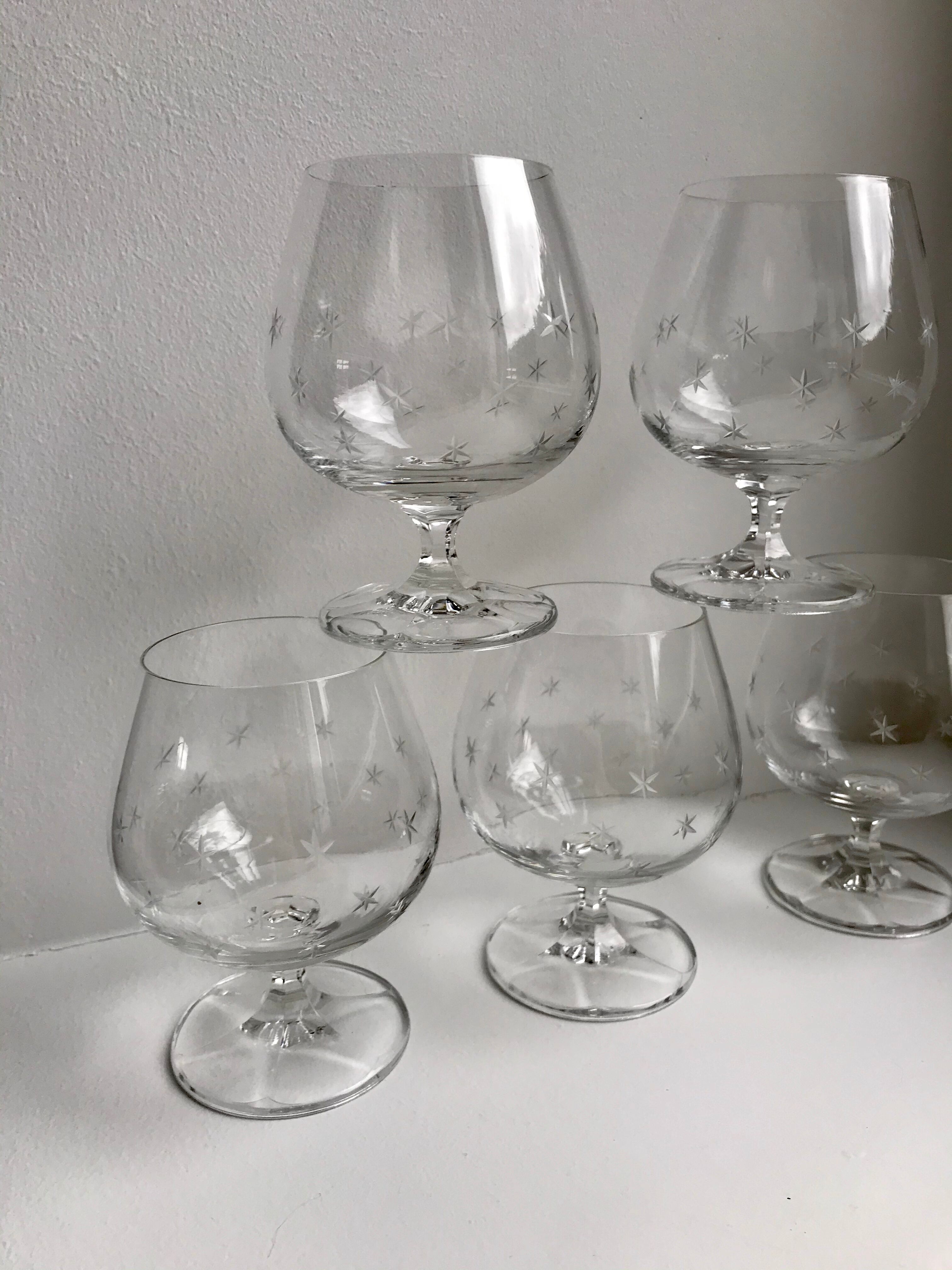 Set of 5 foot glasses engraved with stars 50s-60s