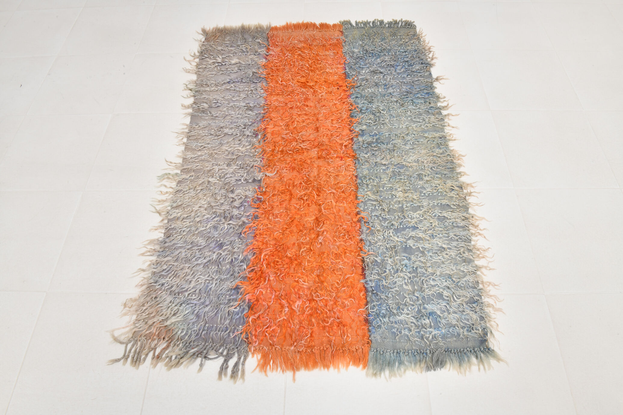 Handmade wool kilim rug 104x155cm