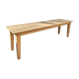 Farm table