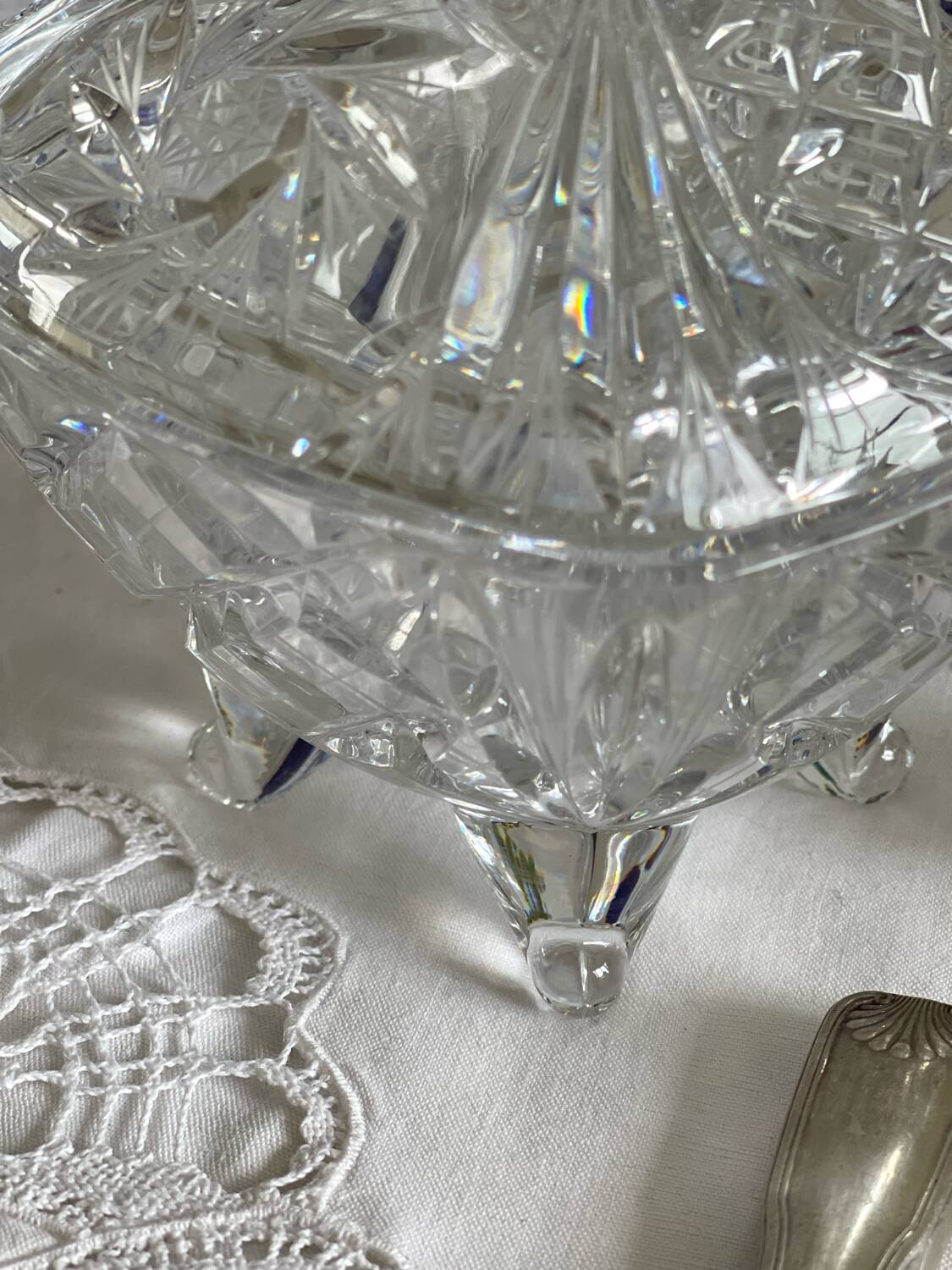 Cut crystal candy box