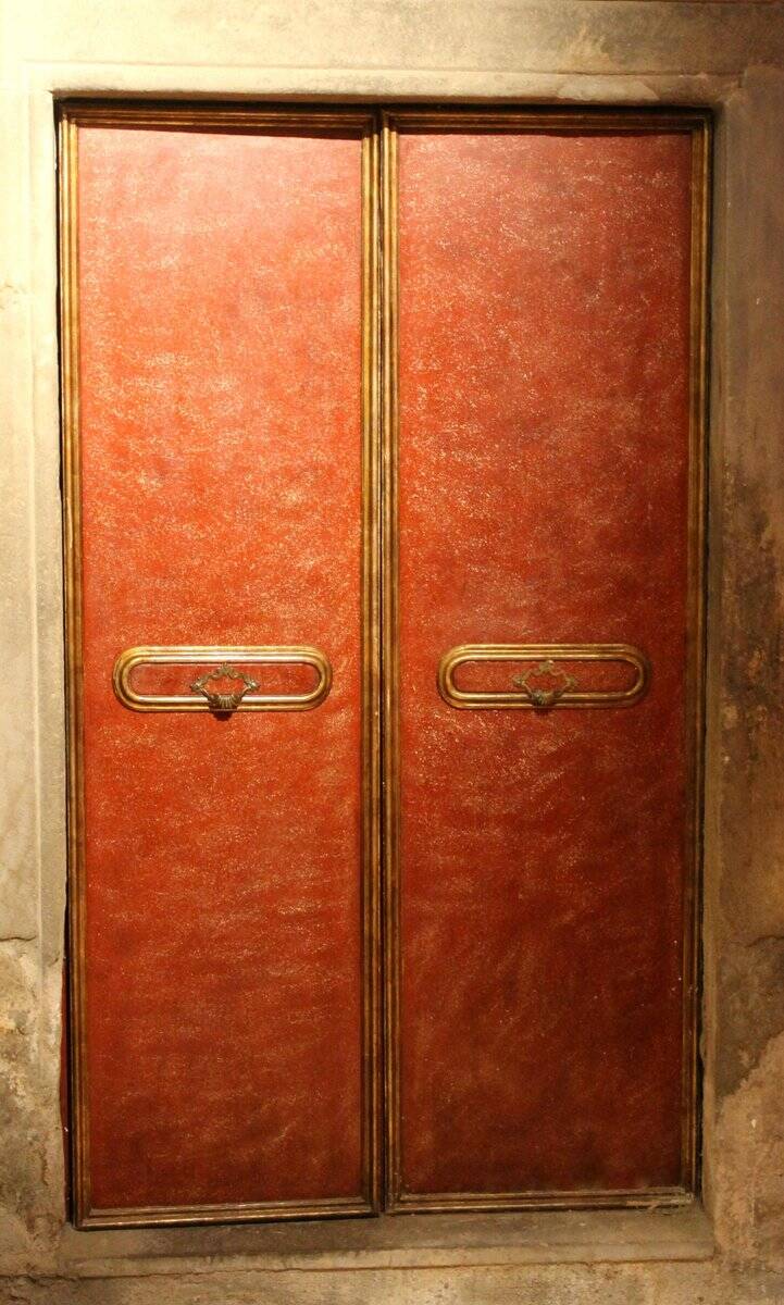 20th Century Italian Faux Red Porphyry Lacquered and Gilt Framed Wood Door