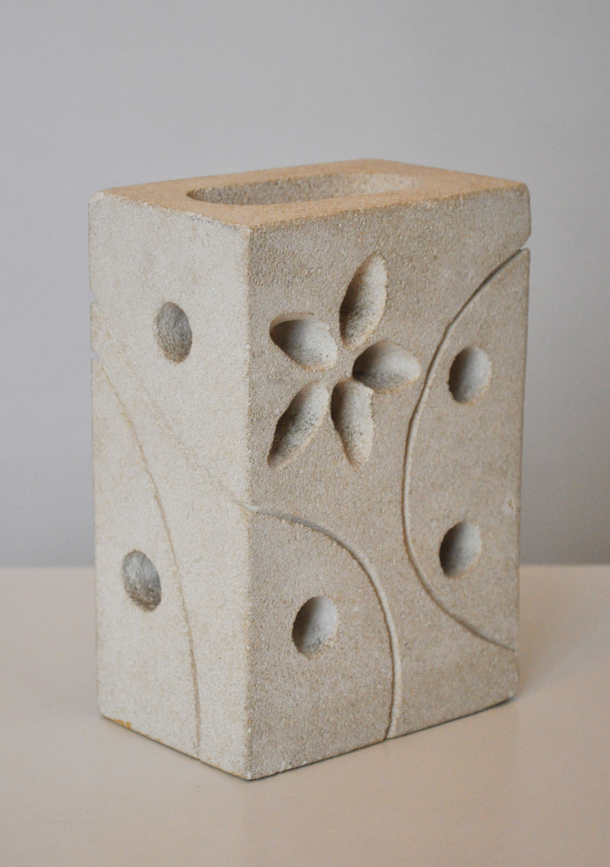 Albert Tormos stone lamp