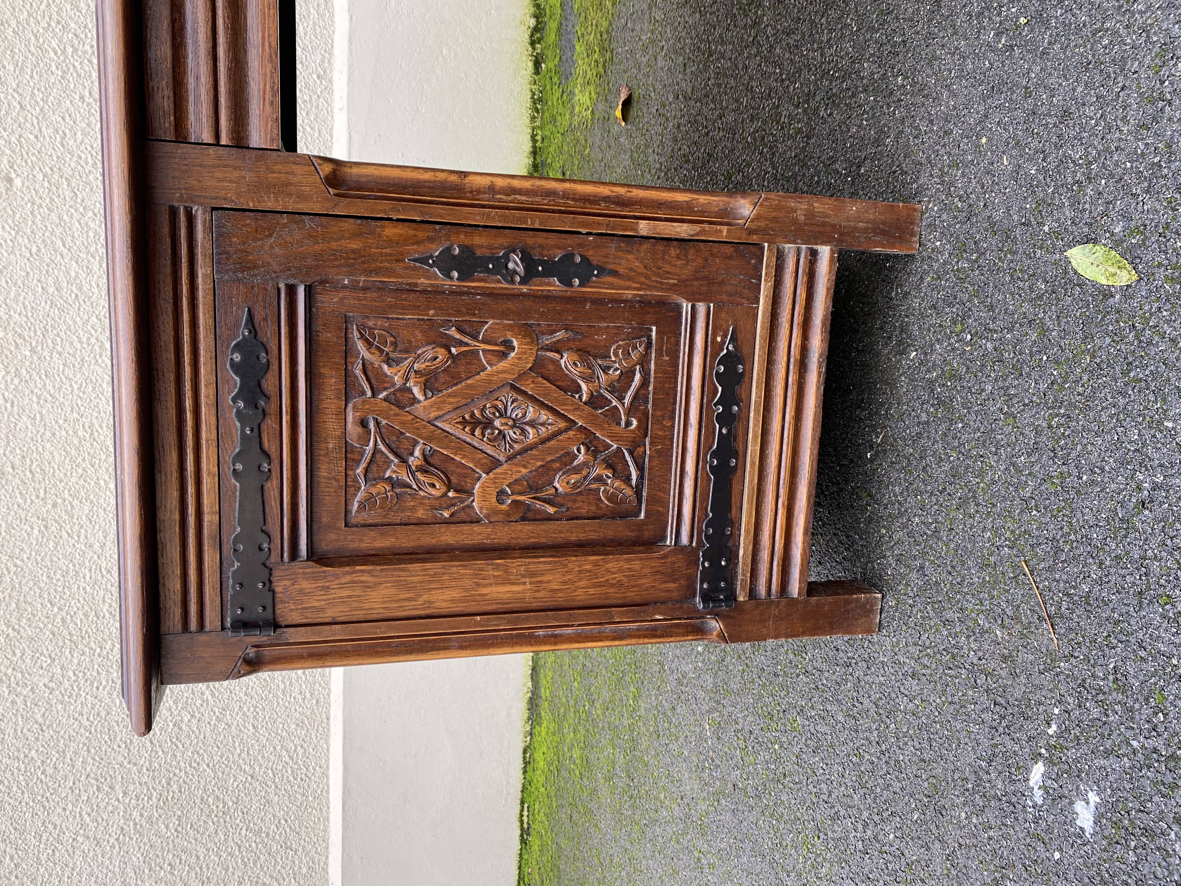 Double-sided desktop