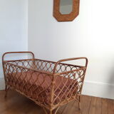Rattan crib/child