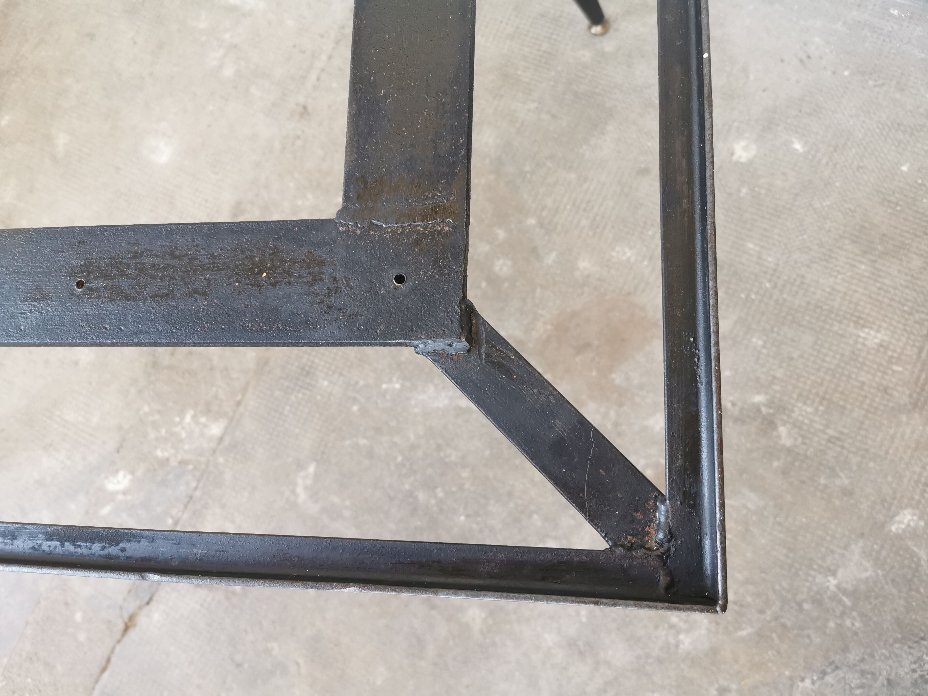 Coffee table mid-century compass legs