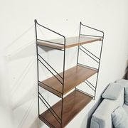 Étagère murale Mid-Century / String / Tomado / années 1970.
