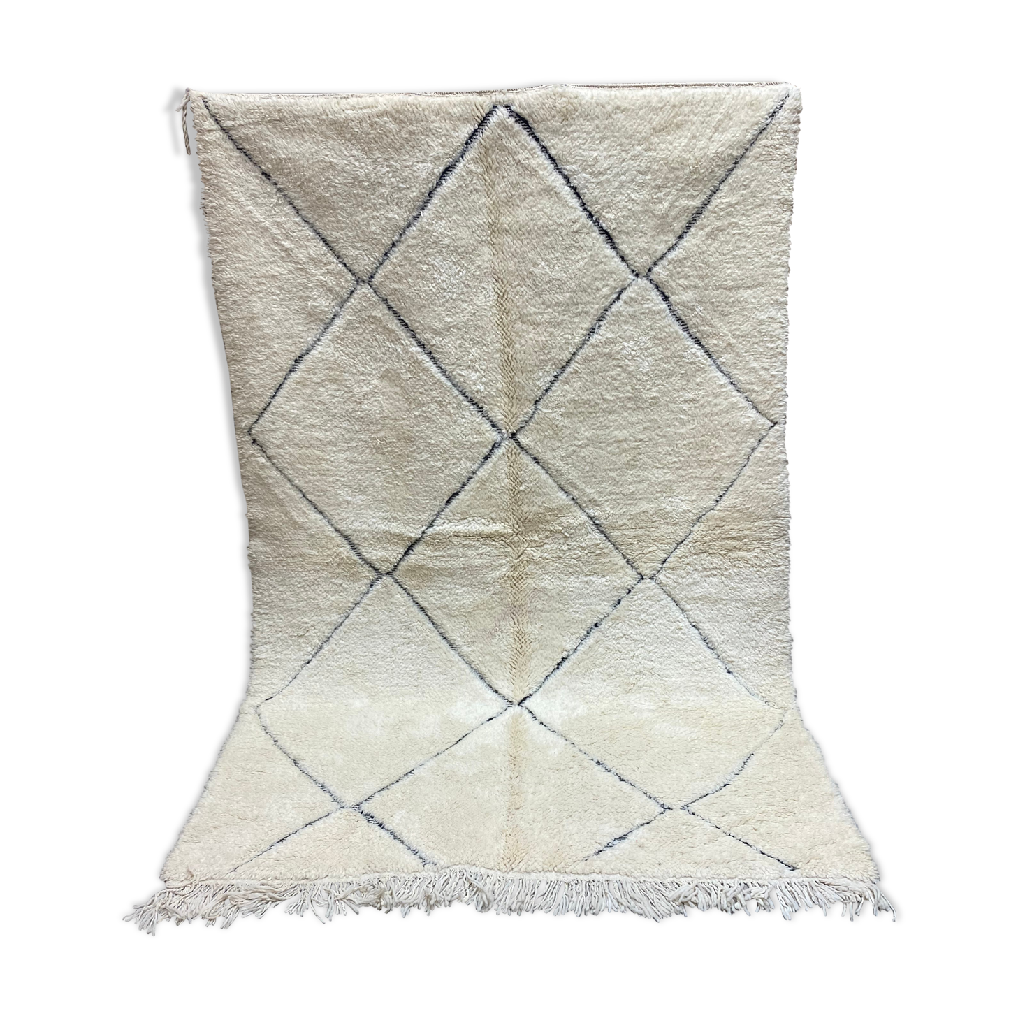 White/black relief laine laine carpet 163x255cm