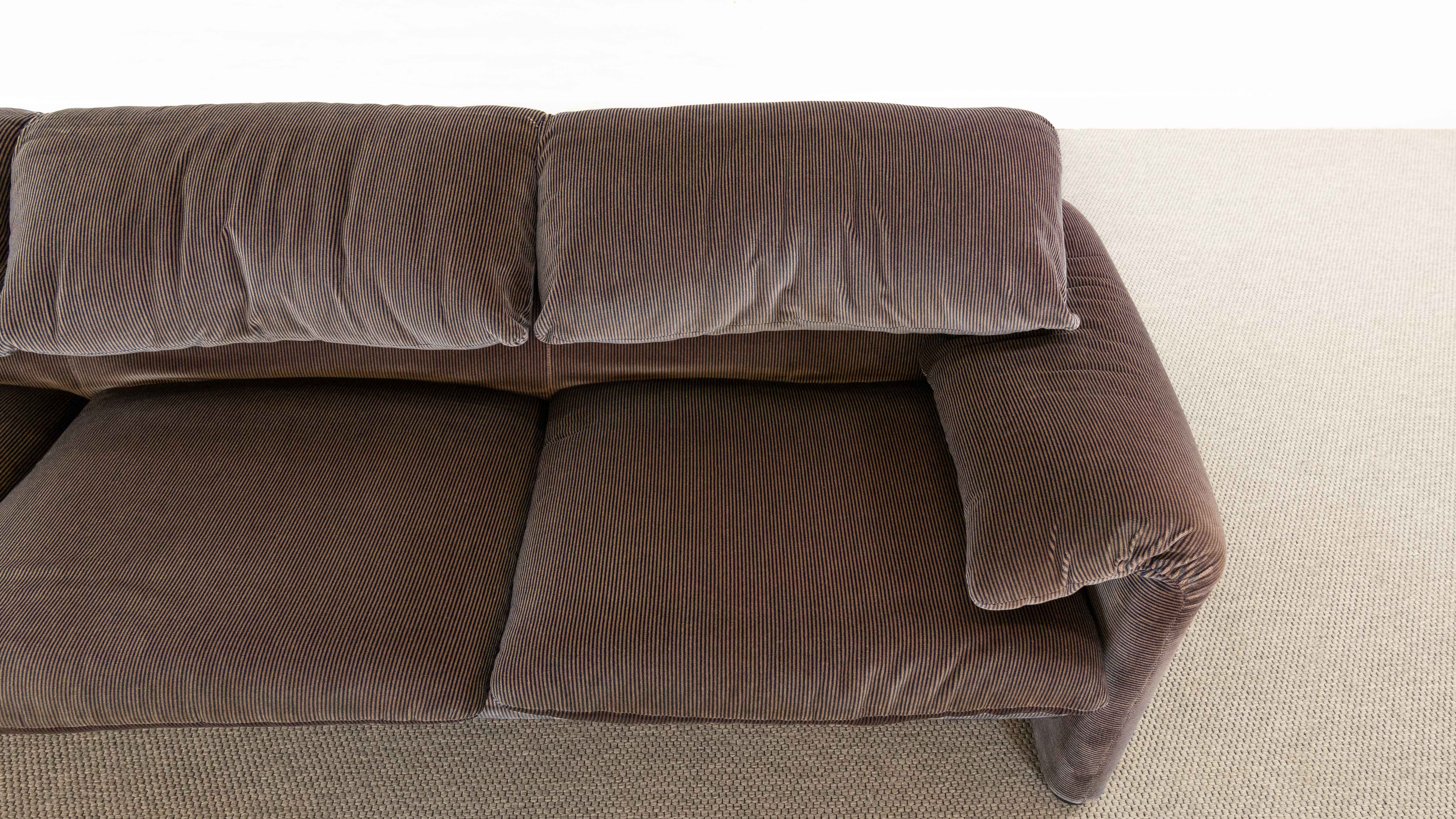 Maralunga 3-seater sofa by vico magistretti for cassina, italy