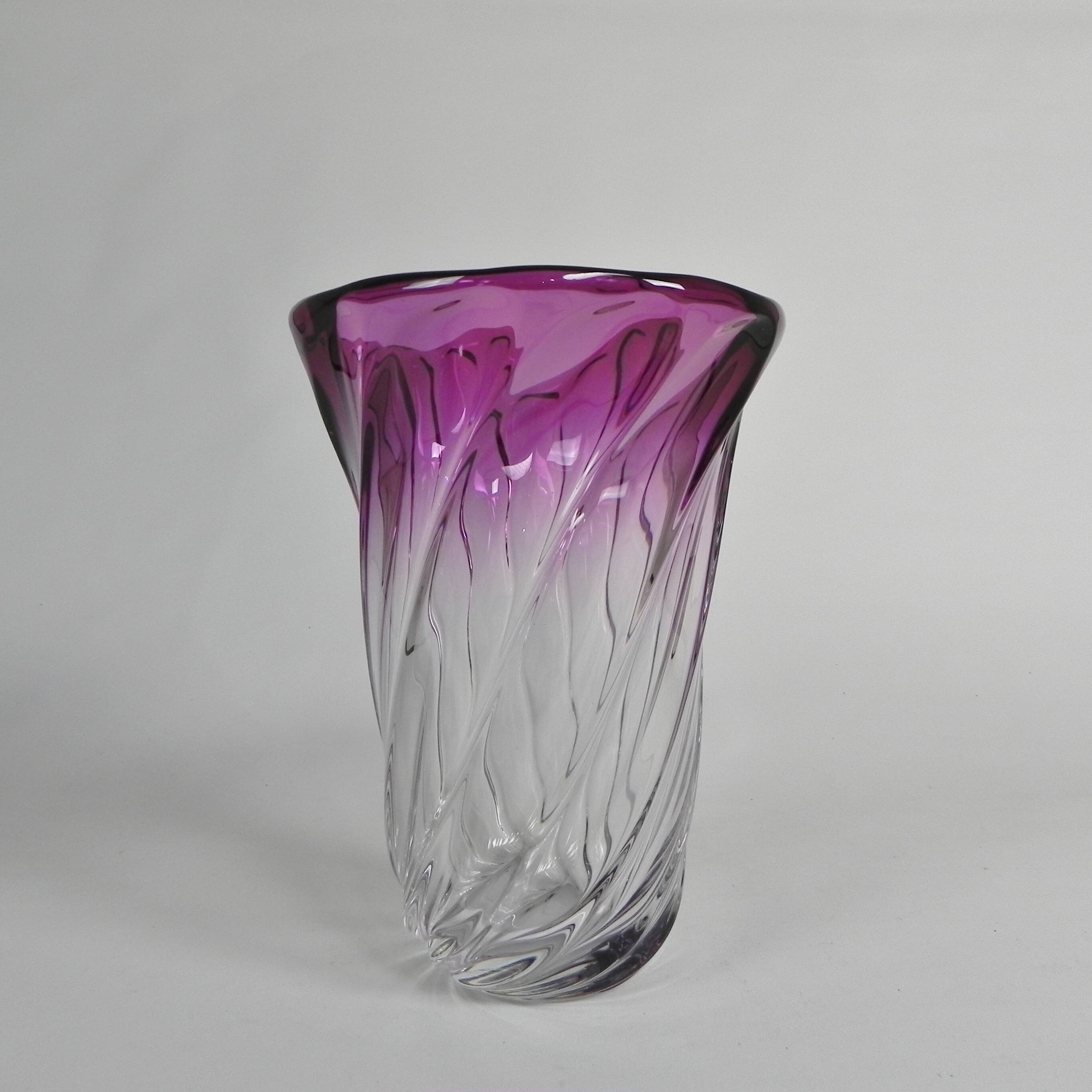 Vase lourd Val Saint Lambert, modèle Torsade, années 1950