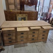 workbench with 16 drawers