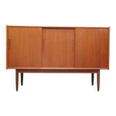 Enfilade en teck de style mid-century moderne.