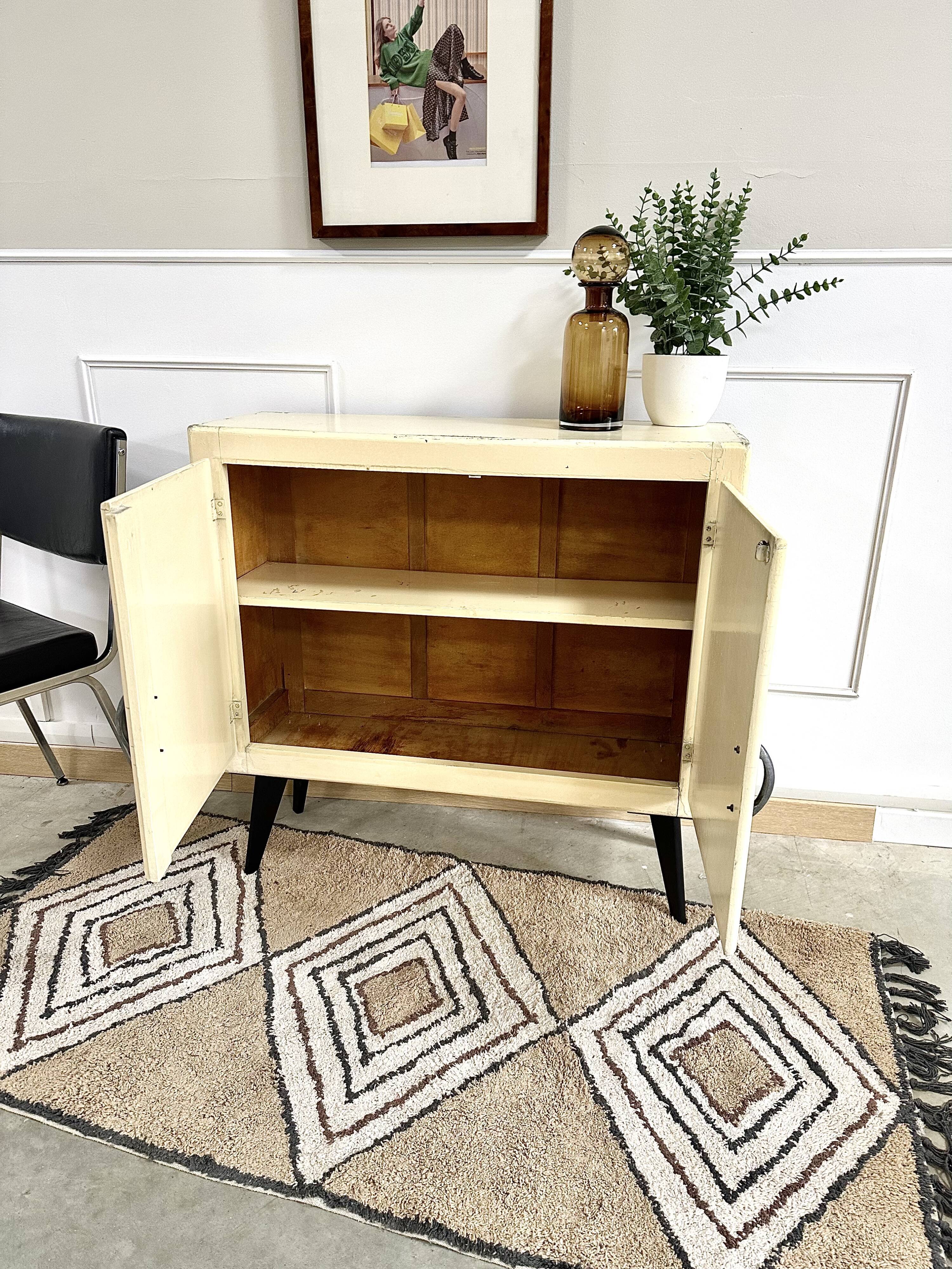 Vintage sideboard 50s
