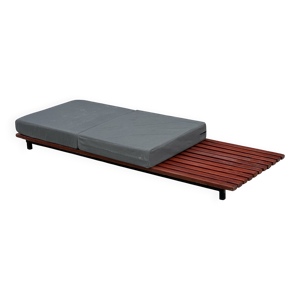 Banquette Cansado par - 1954