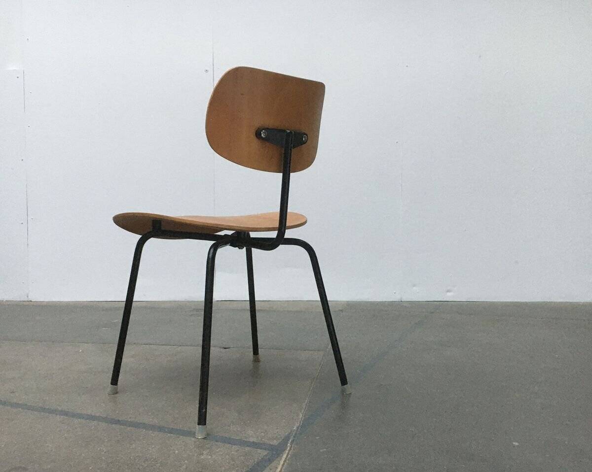 German SE 68 chair from the early Mid-Century by Egon Eiermann for Wilde+Spieth.