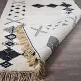 White handmade traditional wool rug 300/200cm