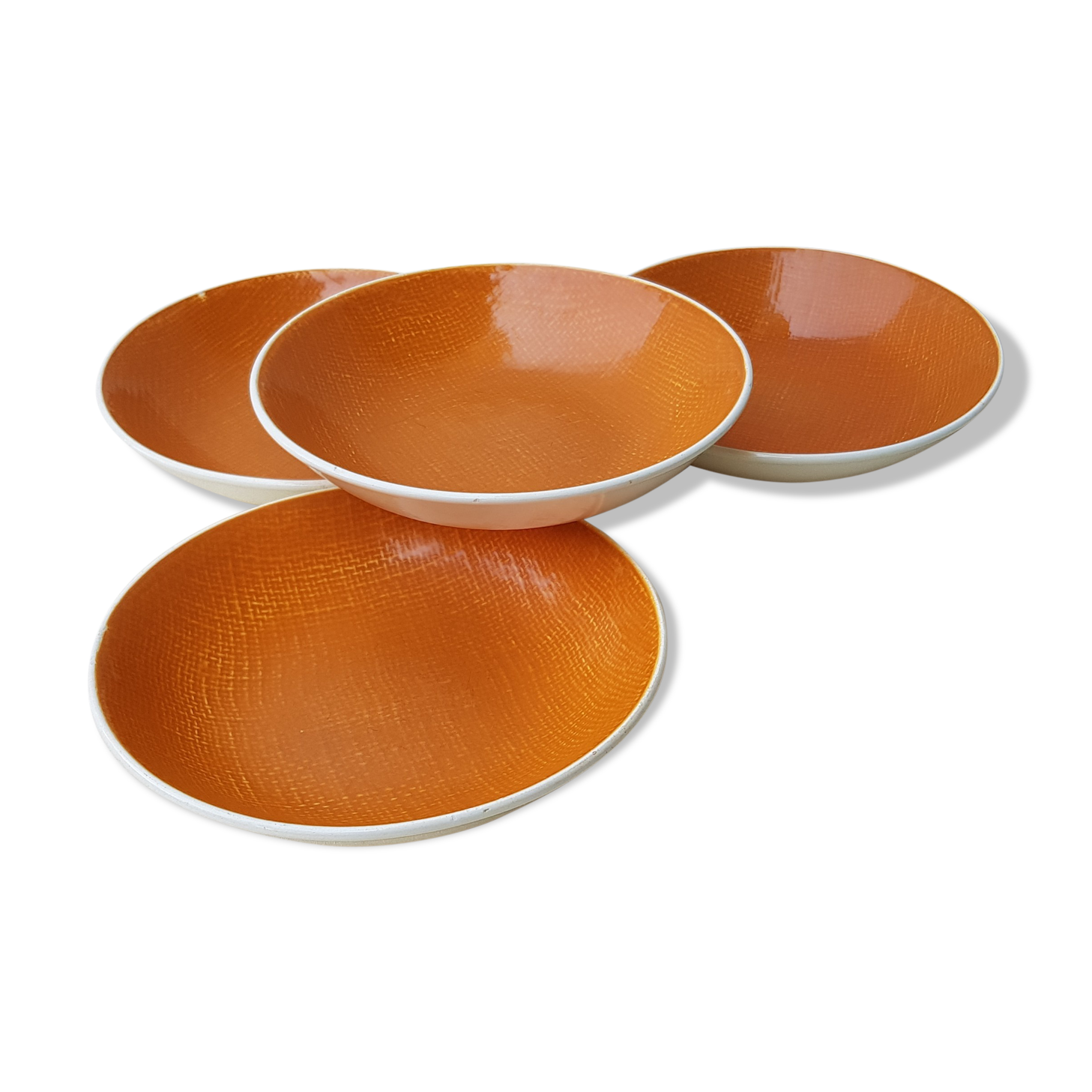 4 shallow sail coral plates salins Deauville