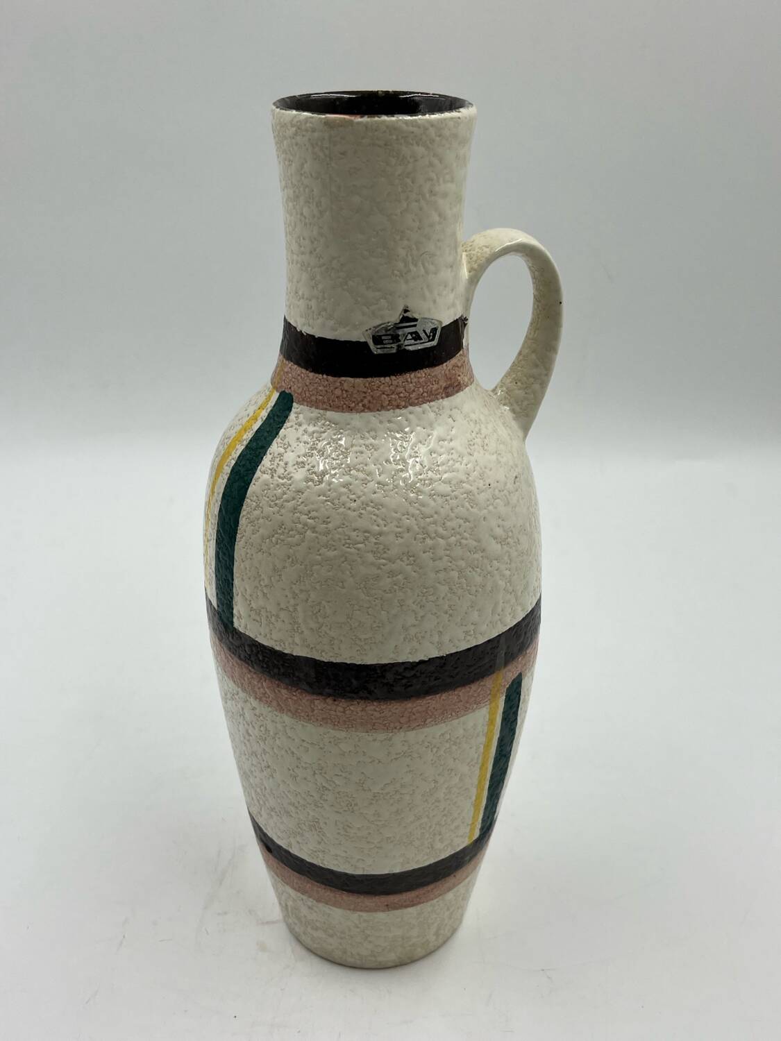 Bay ceramic vase