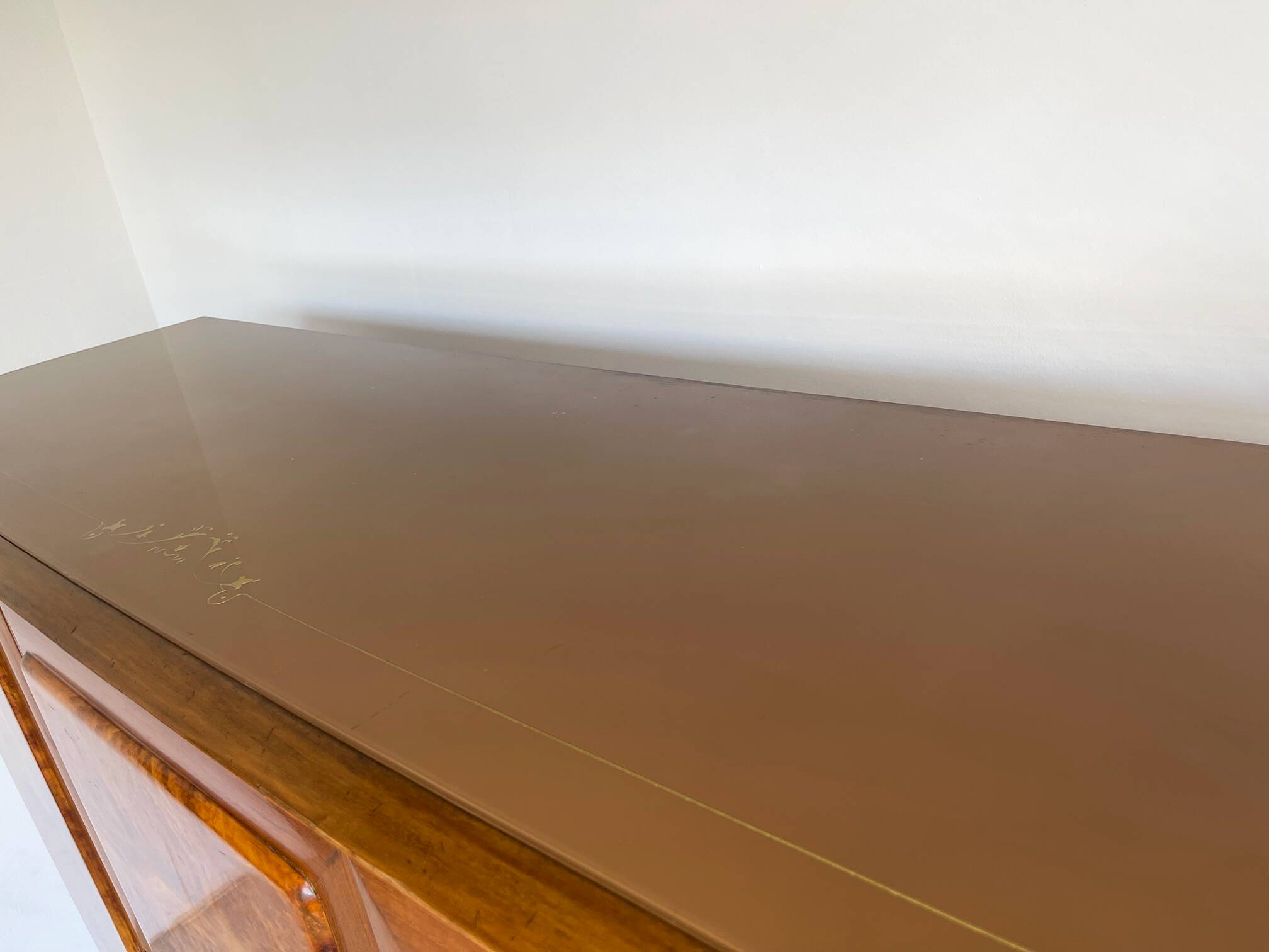 AB Vighizzolo mobili - Sideboa en ronce de noyer Cantu unique italien du milieu du siècle