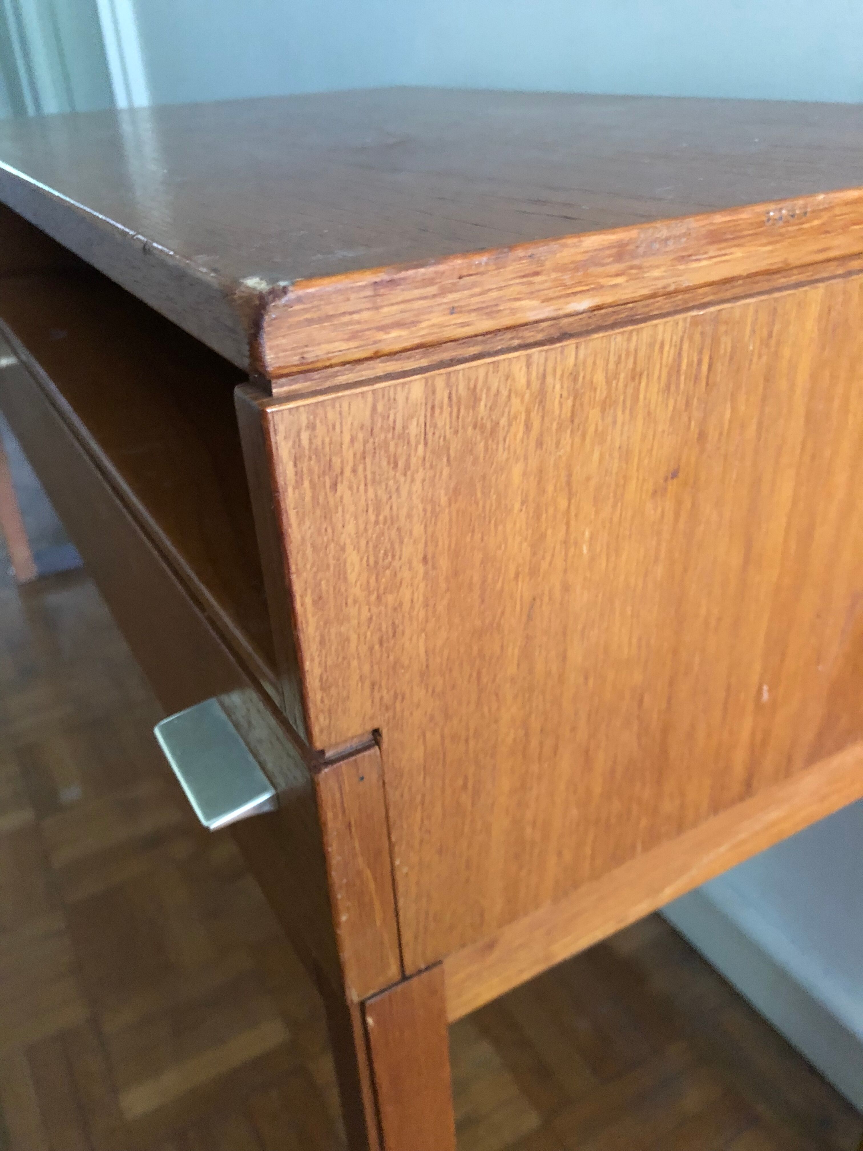 Scandinavian entrance bench