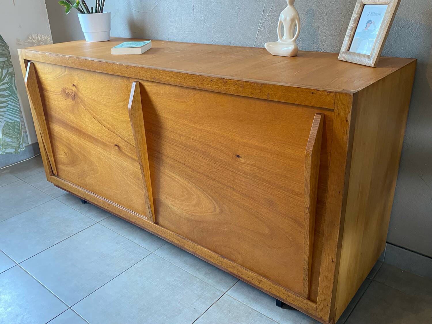Good-sized vintage sideboard