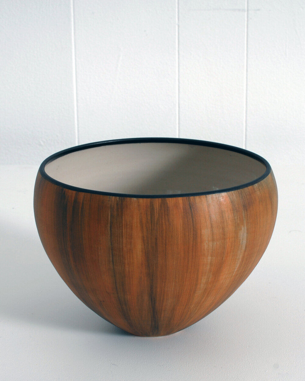 Berit Lindqvist ceramic bowl