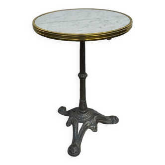 Old cast iron and marble bistro table pedestal table