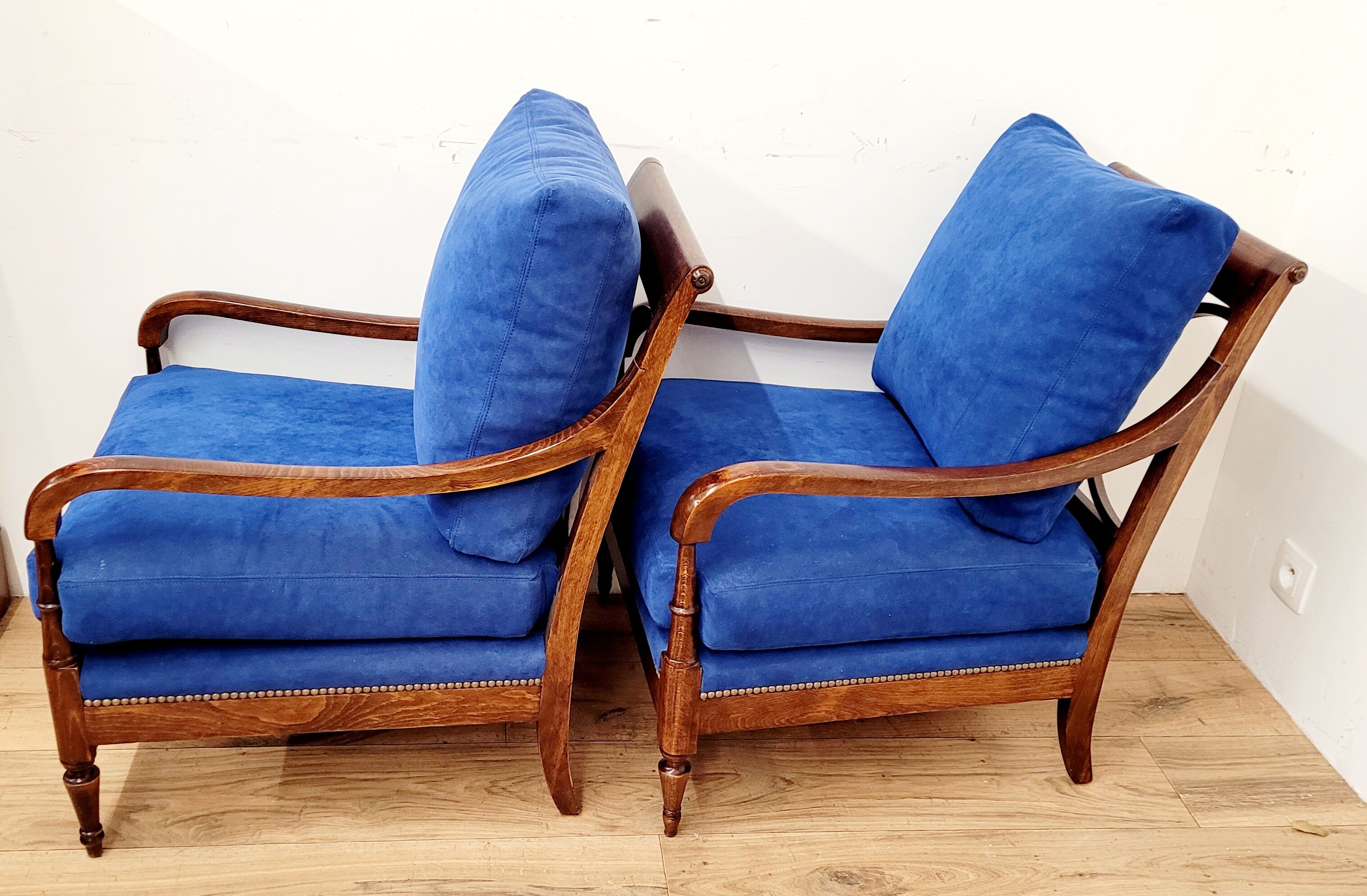 Living room sofa three places and two armchairs