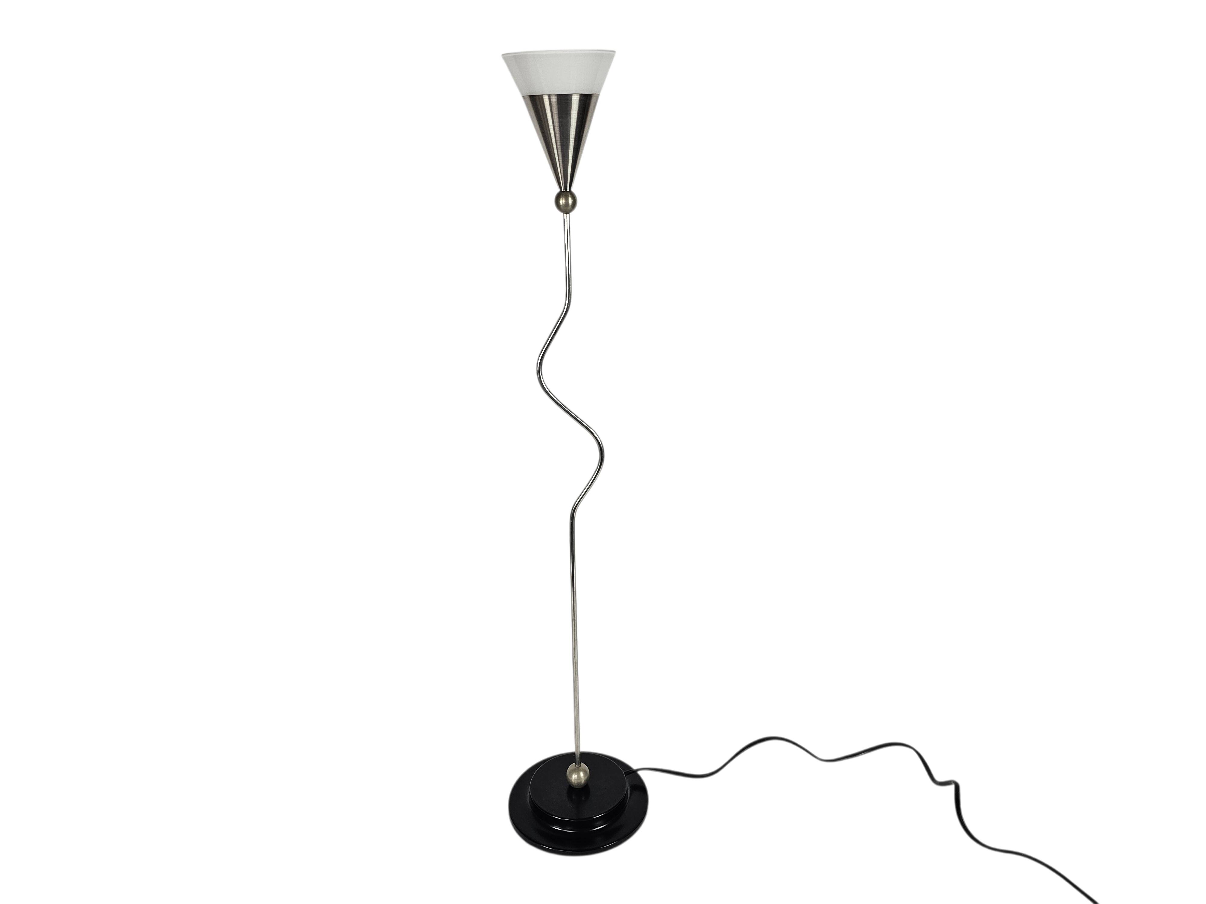Dutch design - Harco Loor design - table lamp - chalice lamp - postmodern -