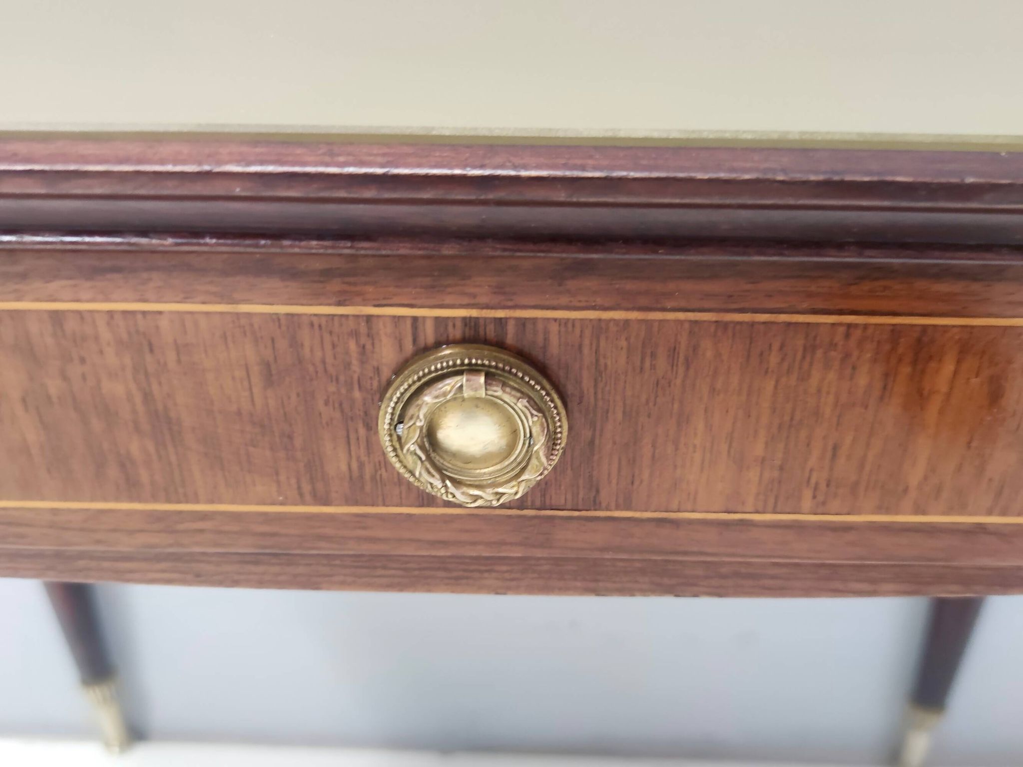 Pair of Beech and Ebonized Walnut Nightstands Attr. to Paolo Buffa, Italy