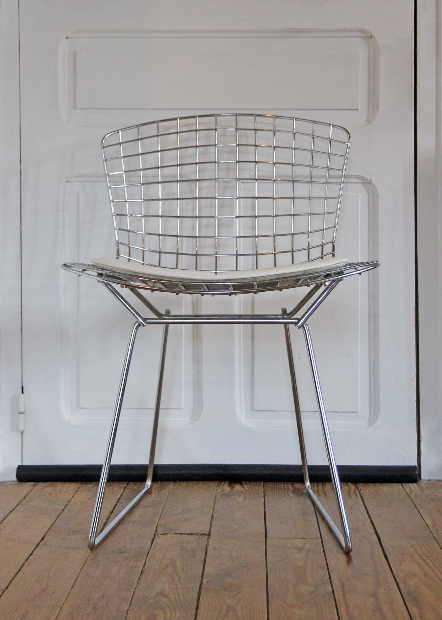 Wire Chair Model 420 by Harry Bertoia For Knoll International