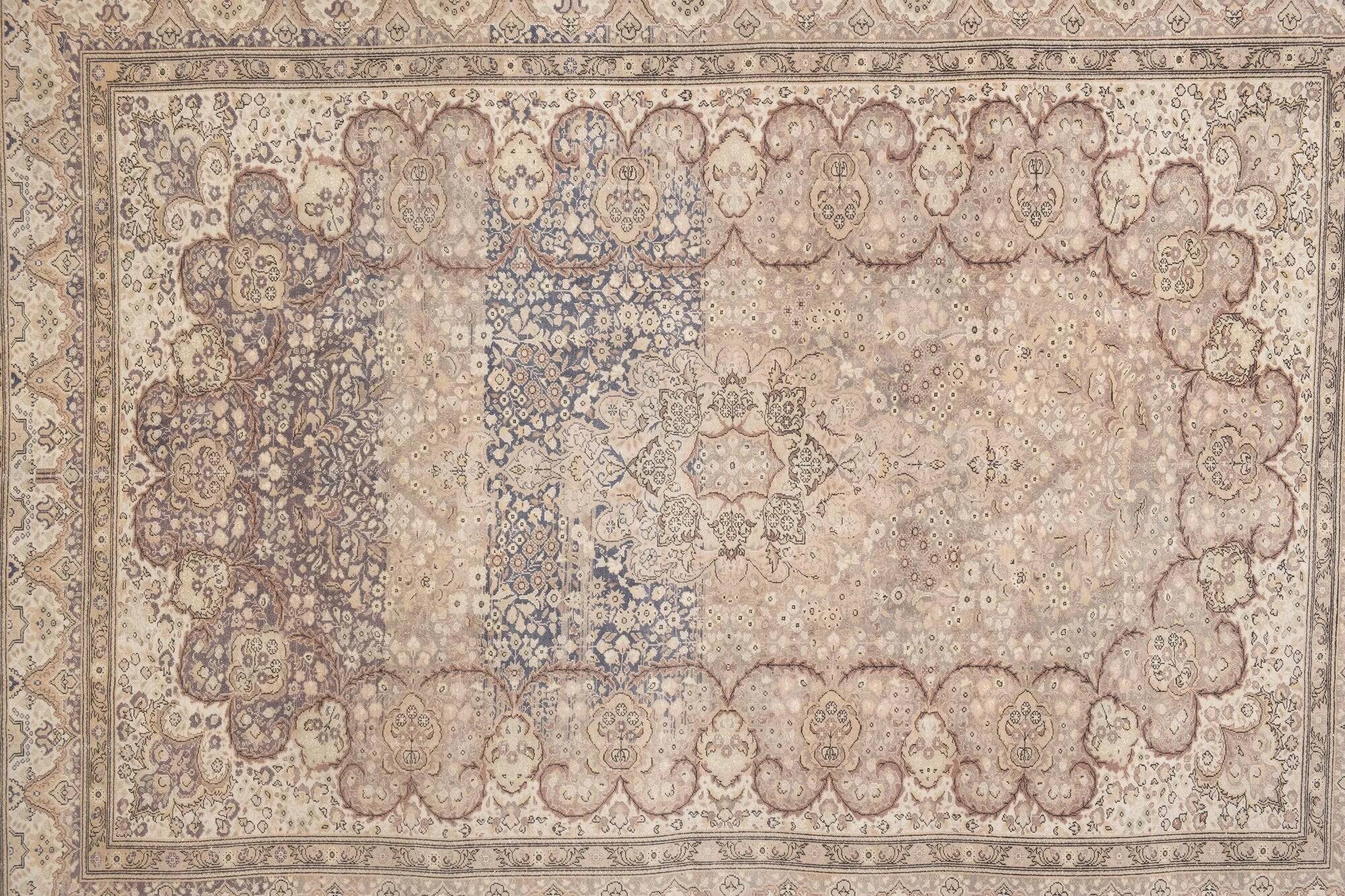 Vintage Turkish handmade rug 212x294 cm