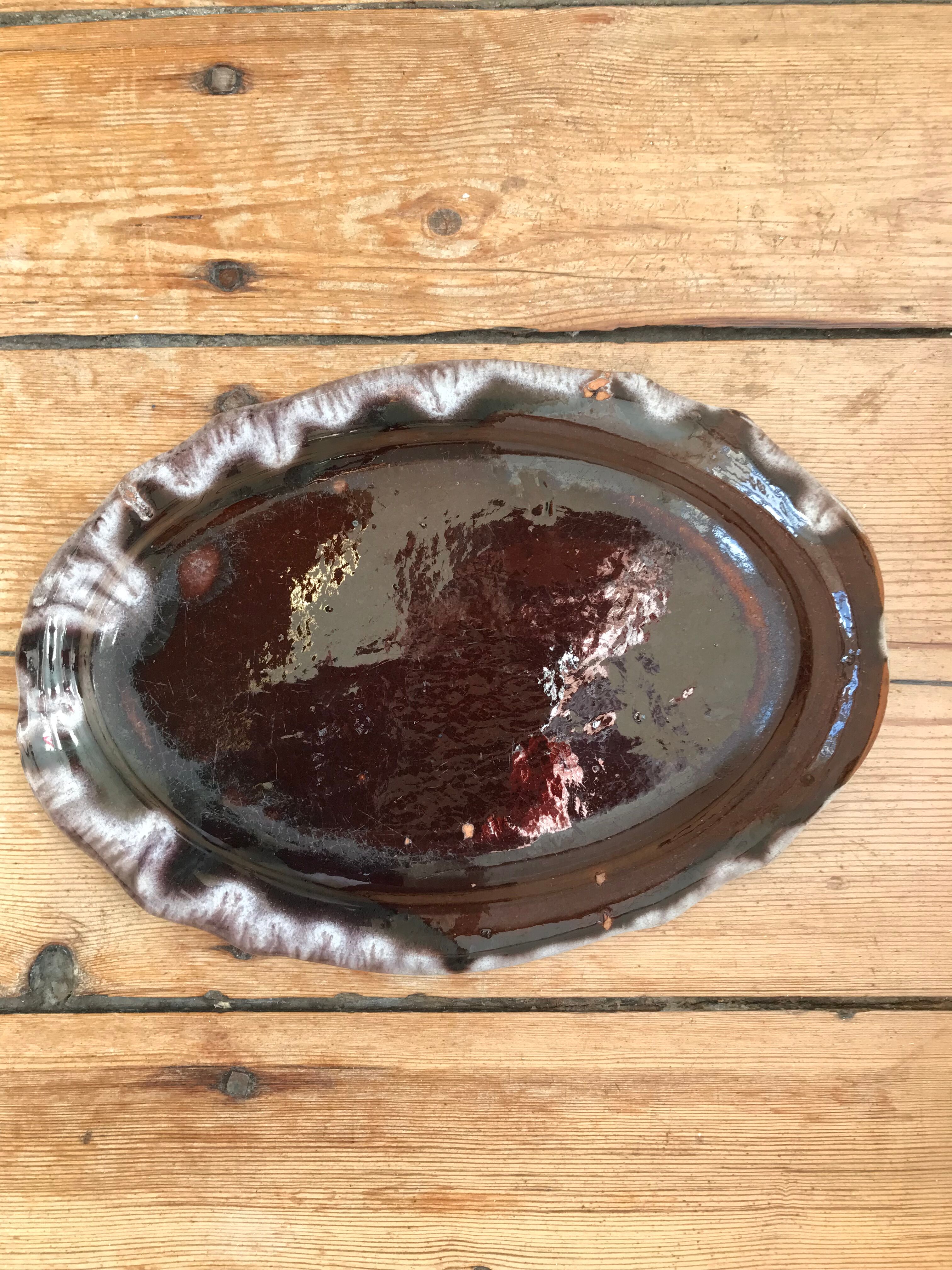 Old Saintongeais serving dish