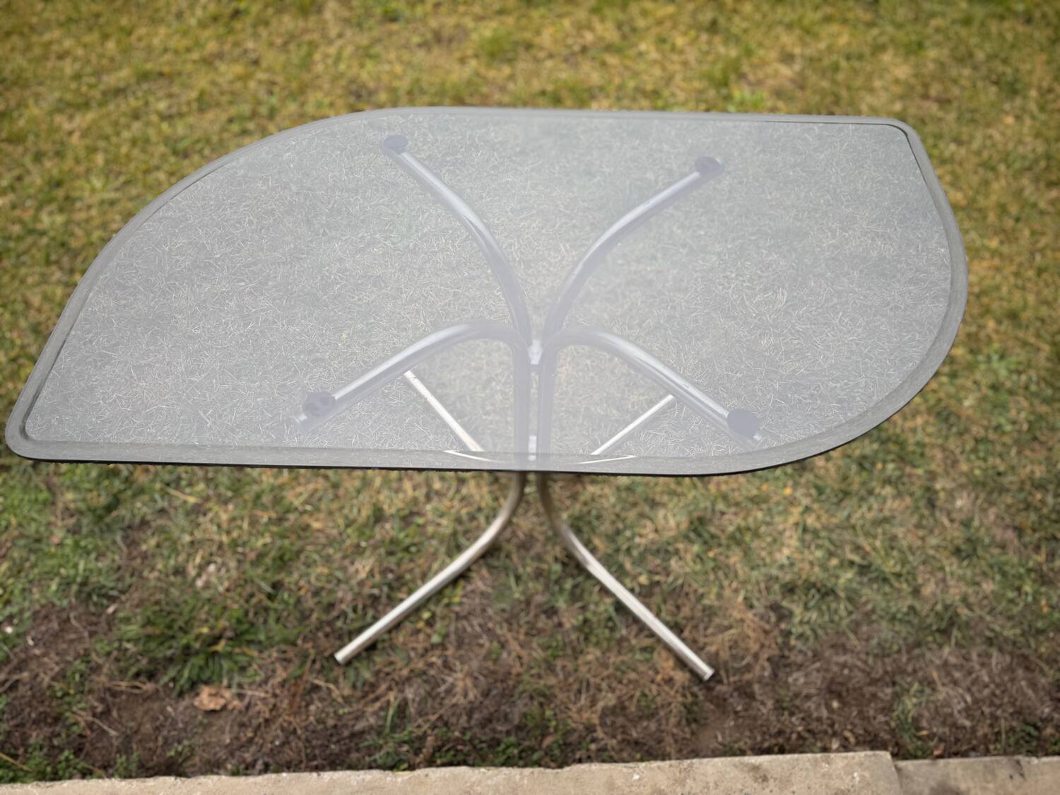 Table et chaises style bauhaus italien chrome & fumé années 1960