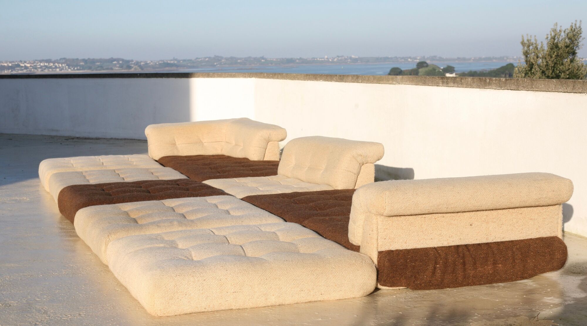 Modular sofa Mah Jong, Hans Hopfer, France, 1971. Roche Bobois Edition.