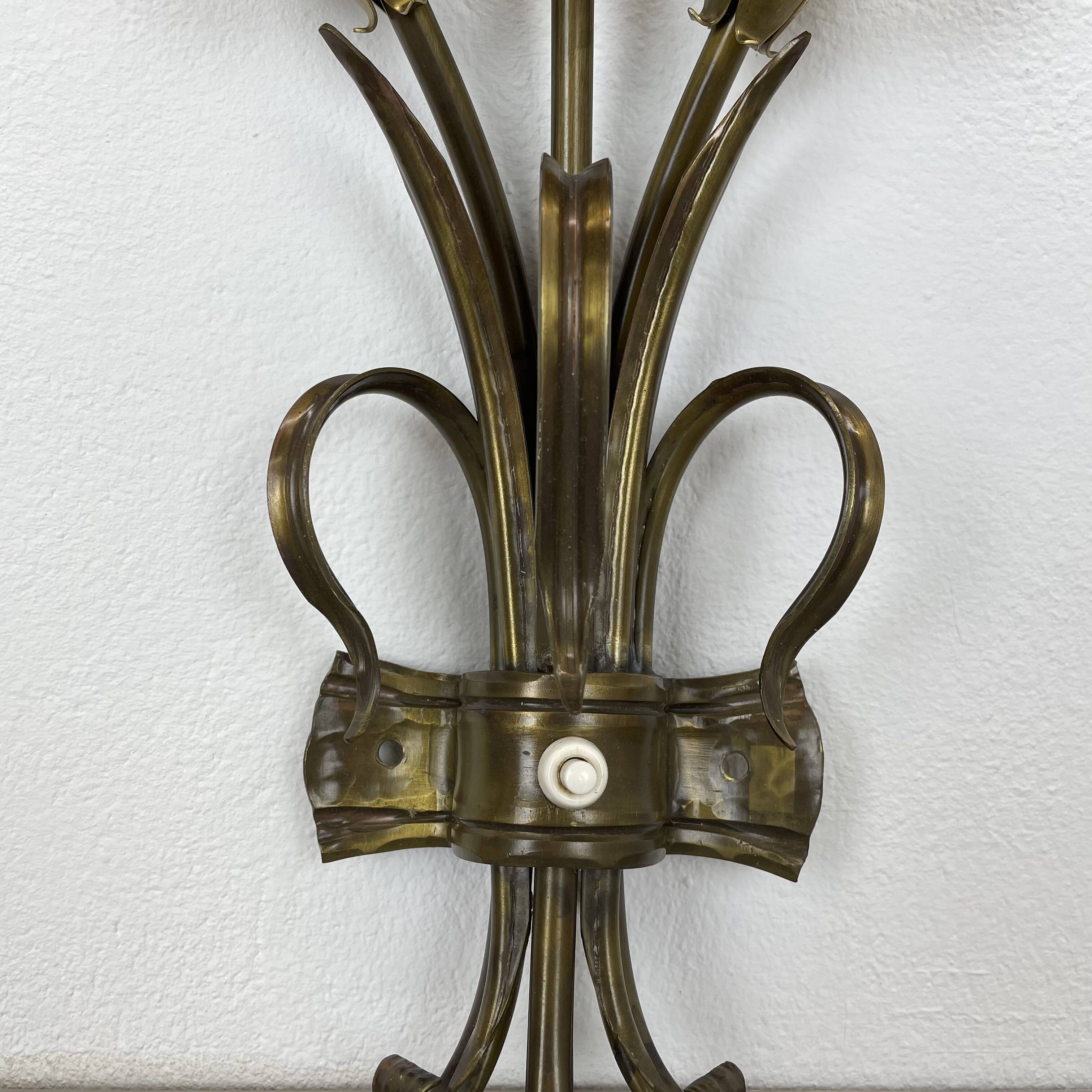 Sculptural 44cm brass  "flower" theatre wall light, italy, 1970s