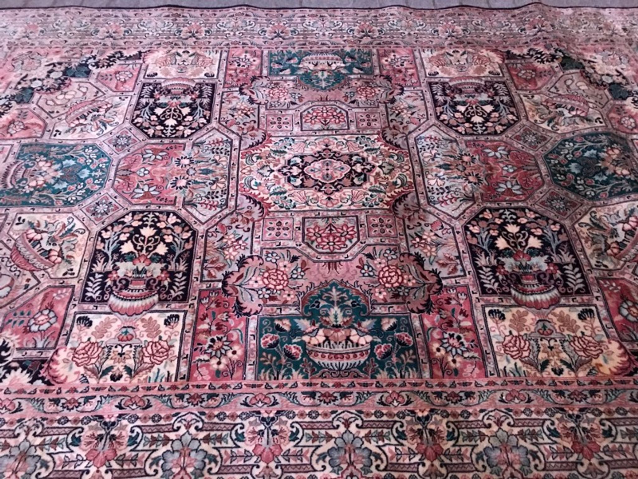 Punjab rug handmade 188 x 285 cm