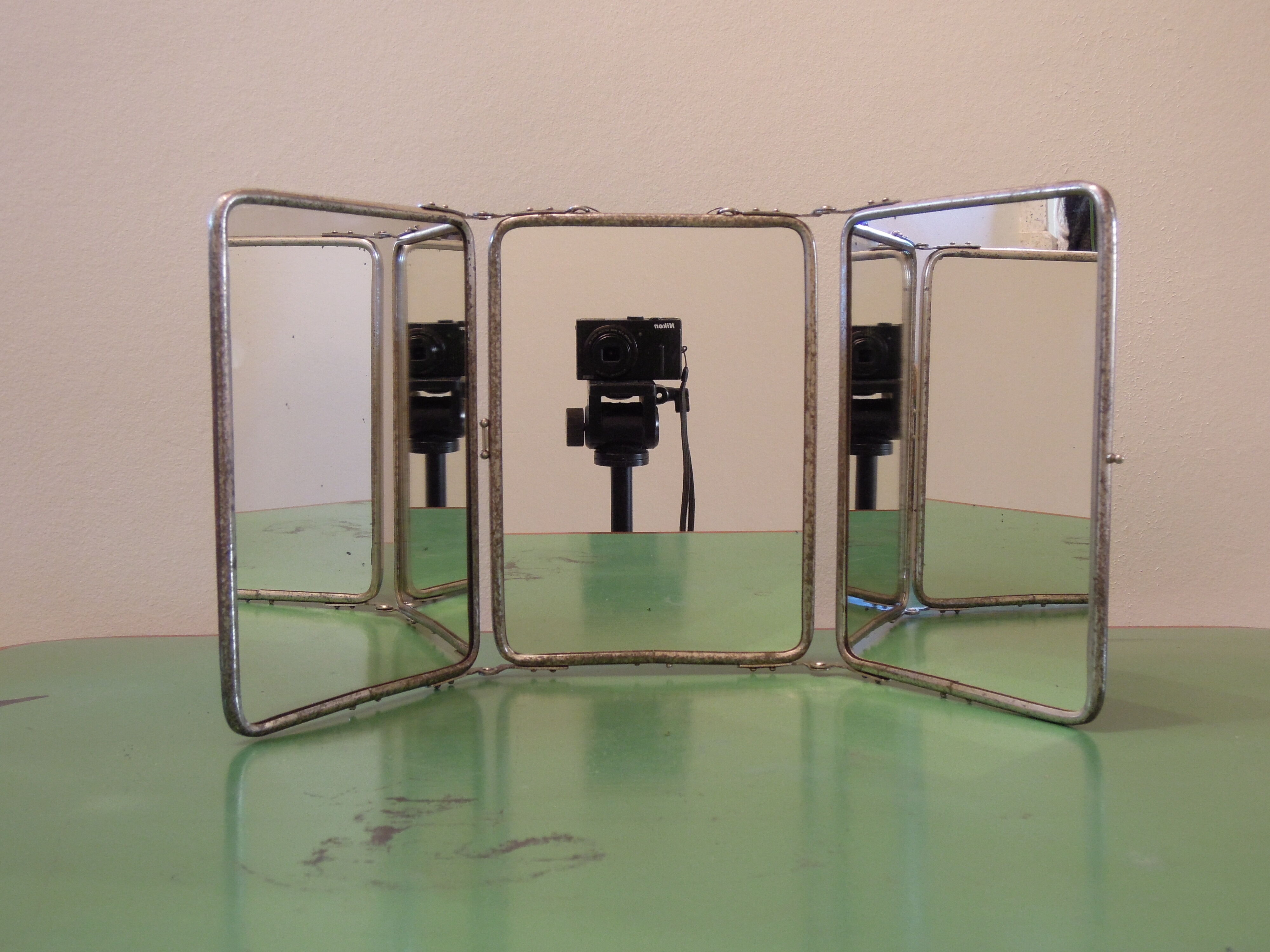 Mirror Barber triptych 22 x 46 cm