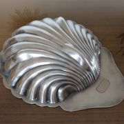 Set of 2 dishes shell christofle floret France in silver metal