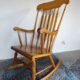 Rocking-chair fan folder