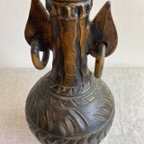 Vase en terre cuite à anneaux